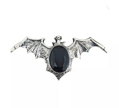 Bague chauve-souris gothique avec pierre noire