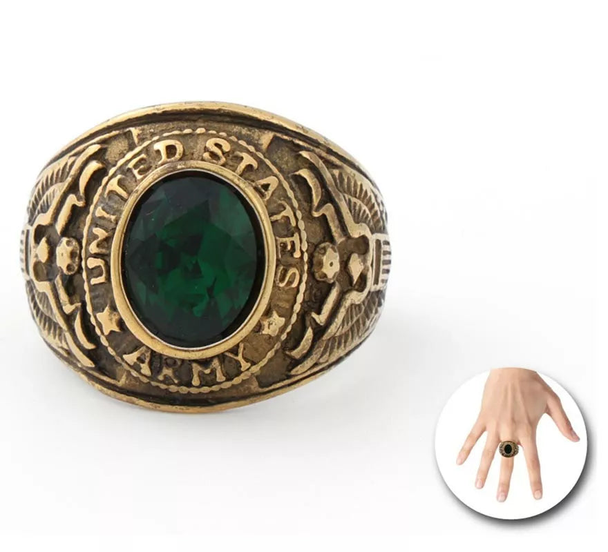 Translation missing: fr.Anillo Medieval con piedra verde