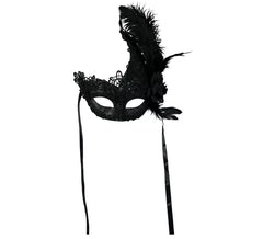 Masque à plumes noires