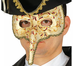 Masque vénitien avec un long nez