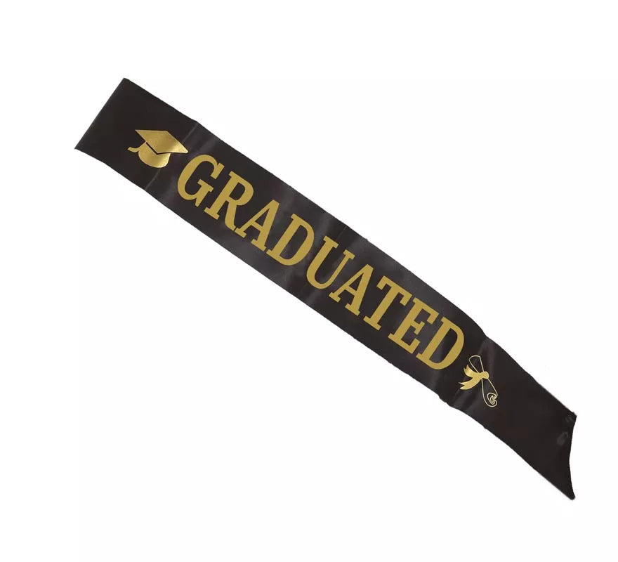 Translation missing: fr.Banda de Graduado Negra con Dorado