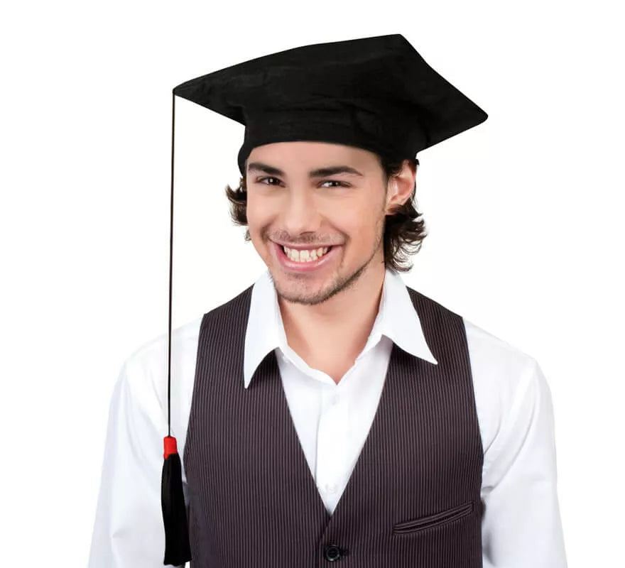 Translation missing: fr.Birrete de Postgrado o Licenciado negro