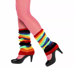 Guêtres rayées en maille de différentes couleurs