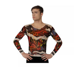 Chemise avec un tatouage de Dragon