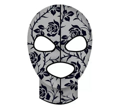 Capuche à fleurs ajourées