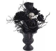 Centre de table avec fleurs et ange