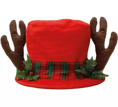Chapeau rouge de renne avec des cornes