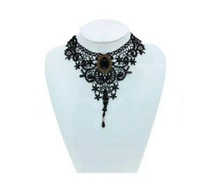 Collier gothique en cascade de dentelle noire