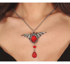 Collier chauve-souris avec rubis 8 cm