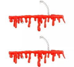 Collier et bracelet dégoulinant de sang