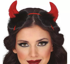 Cornes de Démon Rouges avec Boa