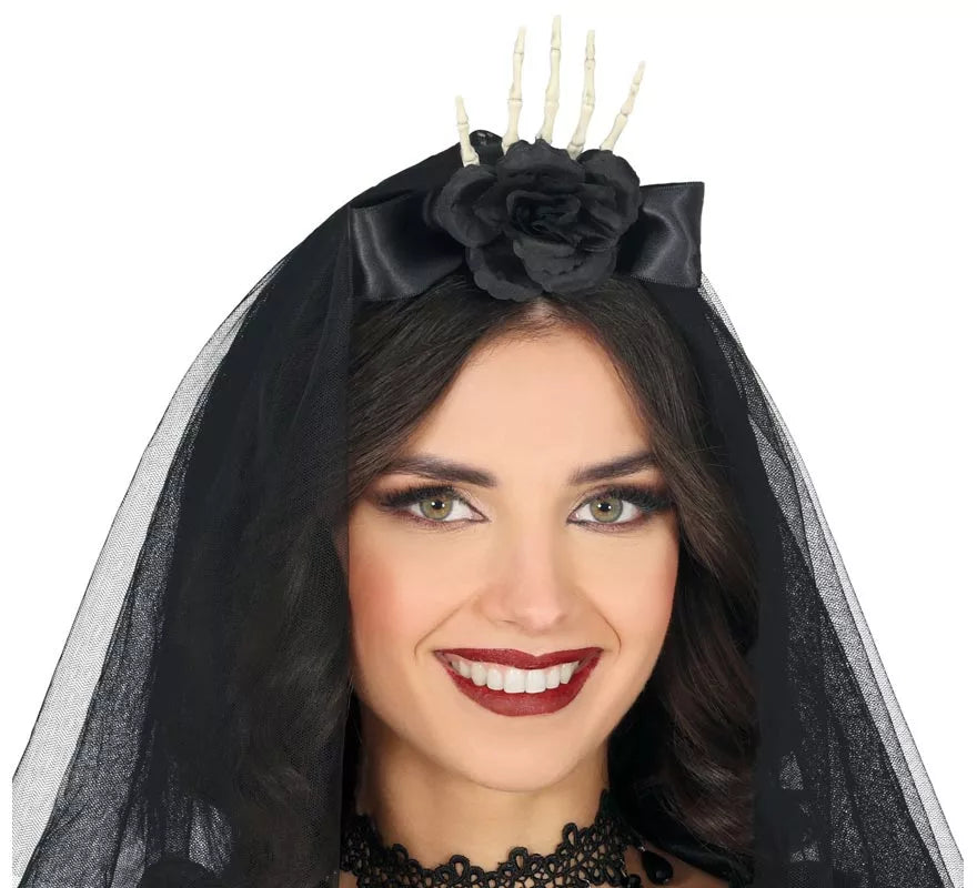 Translation missing: fr.Diadema con Velo Mano y Flor negra