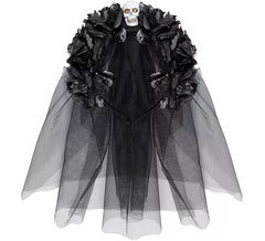 Serre-tête gothique avec 6 roses noires, tête de mort et voile