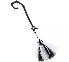 Balai de sorcière fantôme noir et blanc