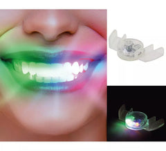 Attelle dentaire ou protège-bouche à LED multicolore