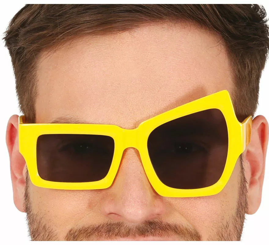 Translation missing: fr.Gafas amarillas con guiño adulto