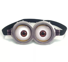 Lunettes en carton d'aide au méchant