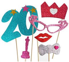Kit de Photocall Femme Joyeux 20 ans avec 6 pièces