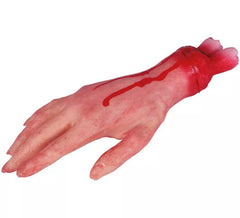 Mano Mutilada con Sangre