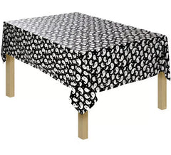 nappe noire de fantômes blancs