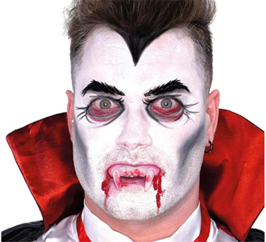 Maquillaje de Vampiro clásico