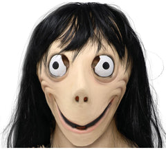 masque fille Internet ou Momo