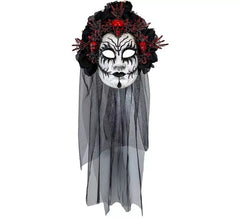 Masque de la Reine de la Mort avec roses noires et voile