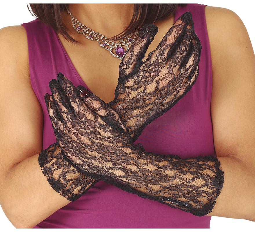 Par de guantes calados negros 36 cm.
