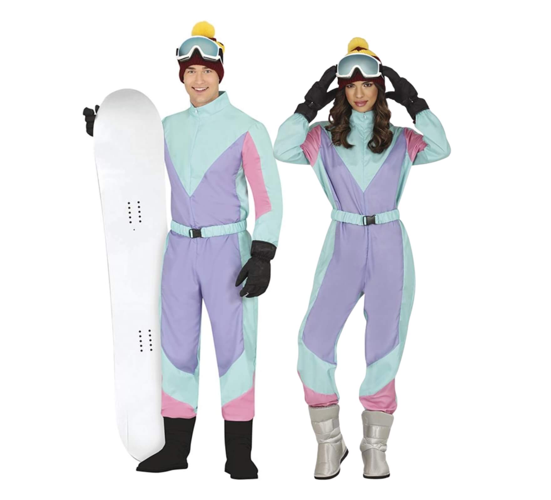 Couple de skieurs en bleu