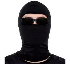 Cagoule en tricot noir