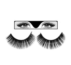 Cils noirs lisses peignés