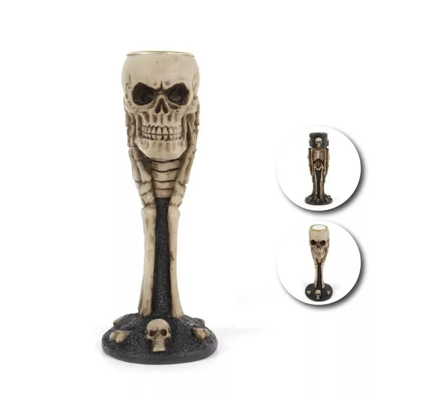 Translation missing: fr.Portavelas de Calavera Tenebrosa de resina de 5,3x13x5,3 cm