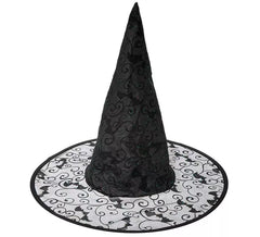 Chapeau de sorcière avec des chauves-souris
